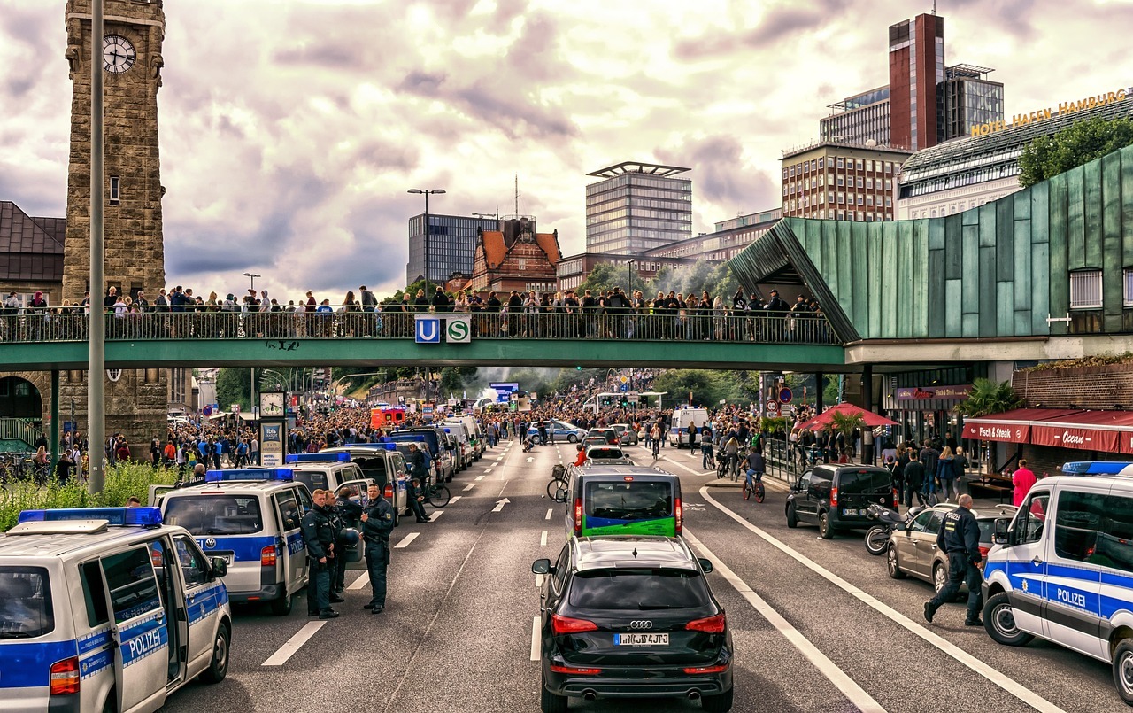 #3 Wie ausländerfeindlich sind die Deutschen? 10 Tama66 pixabay demo