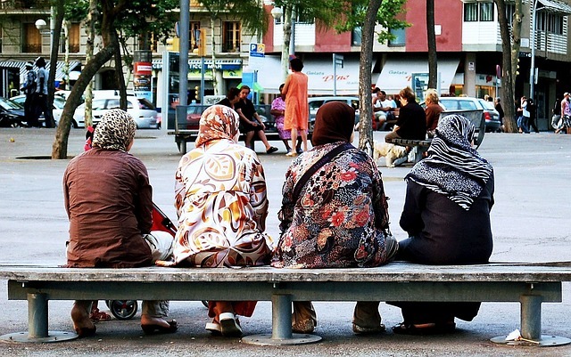 Gehört der Islam zu Deutschland? 11 makunin Frauen mit Kopftuch